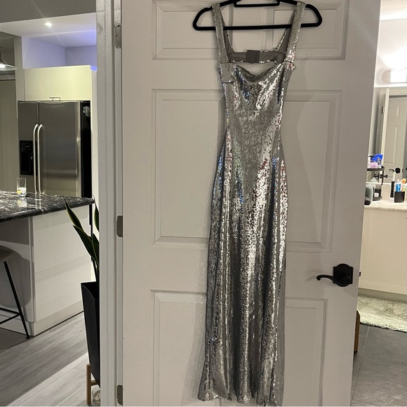 Adoria sequin cut out maxi dress - Picture 6 of 7